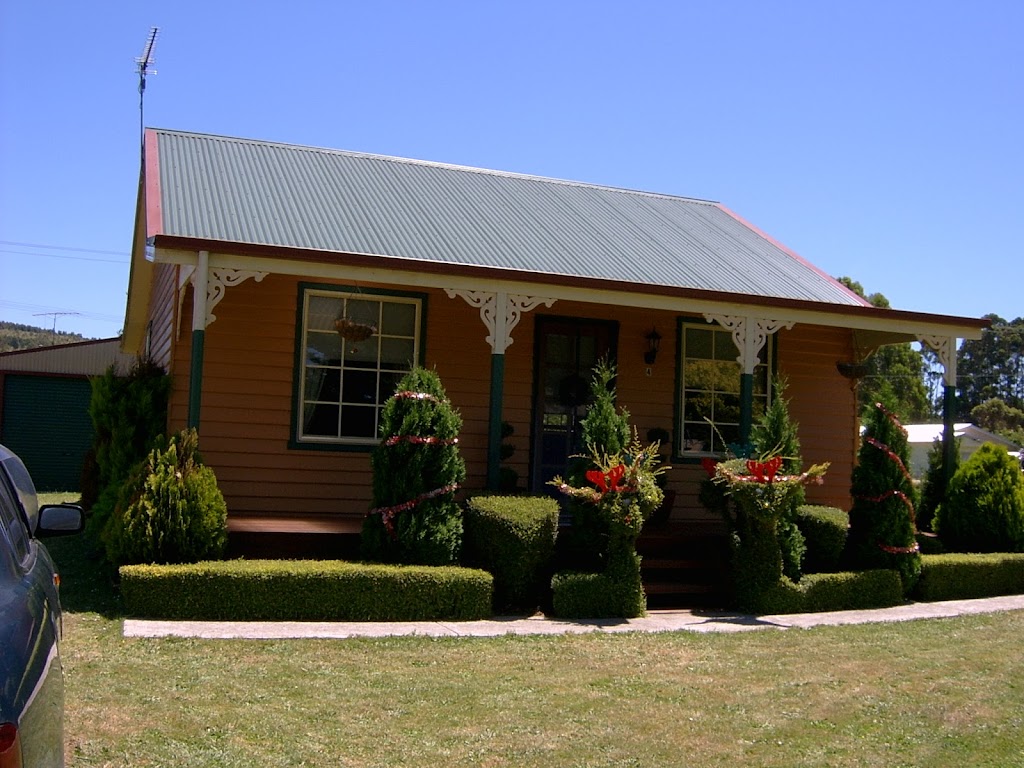 Grand Ole Topiary Cottage Accommodation. |  | 2/4 Leake St, Railton TAS 7305, Australia | 0364263150 OR +61 3 6426 3150
