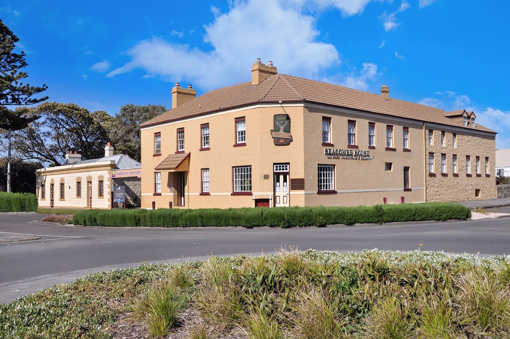 Seacombe House - Comfort Inn Port Fairy | 22 Sackville St, Port Fairy VIC 3284, Australia | Phone: (03) 5568 1082