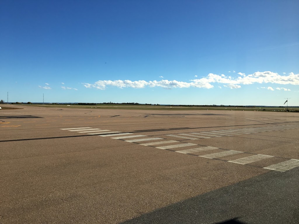 Esperance Airport | Coolgardie Esperance Hwy, Gibson WA 6448, Australia | Phone: 13 17 13