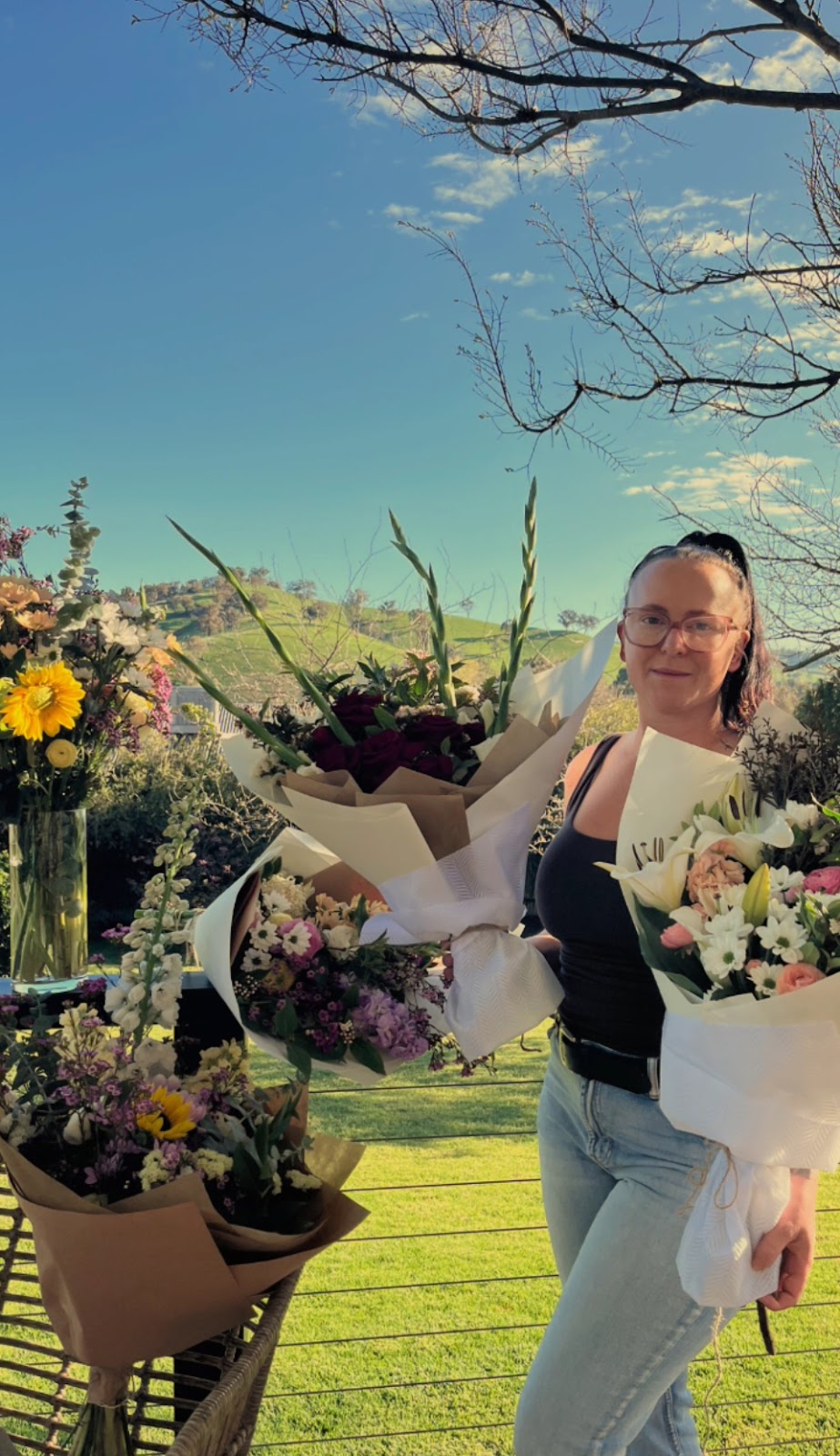 Woomargama Flowers | 10 Edward St, Woomargama NSW 2644, Australia | Phone: 0498 563 728