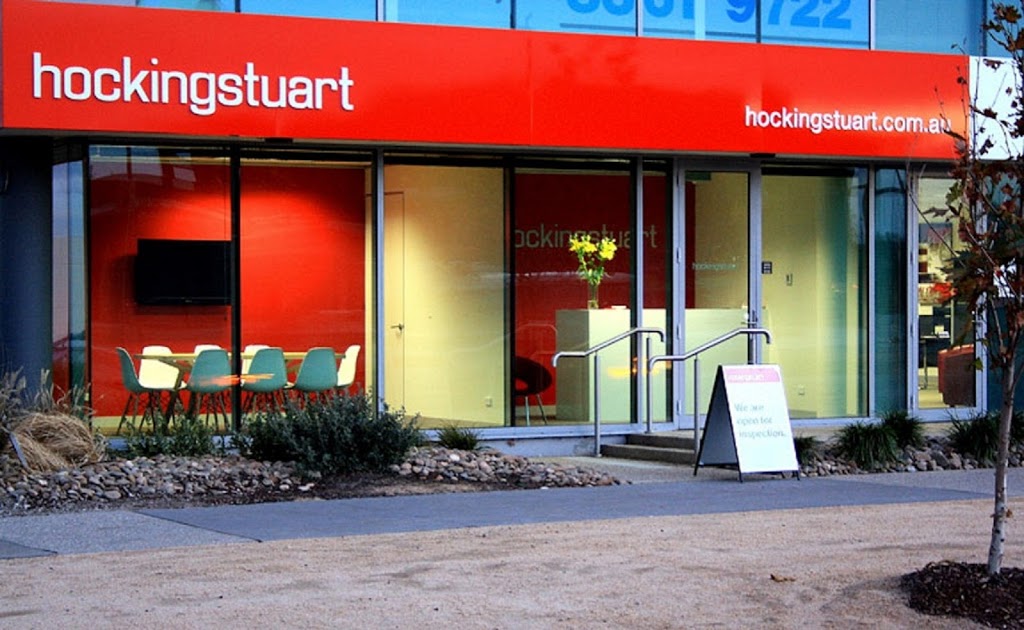 hockingstuart Caroline Springs | Westwaters , 10, 20 Lake St, Caroline Springs VIC 3023, Australia | Phone: (03) 9999 9888