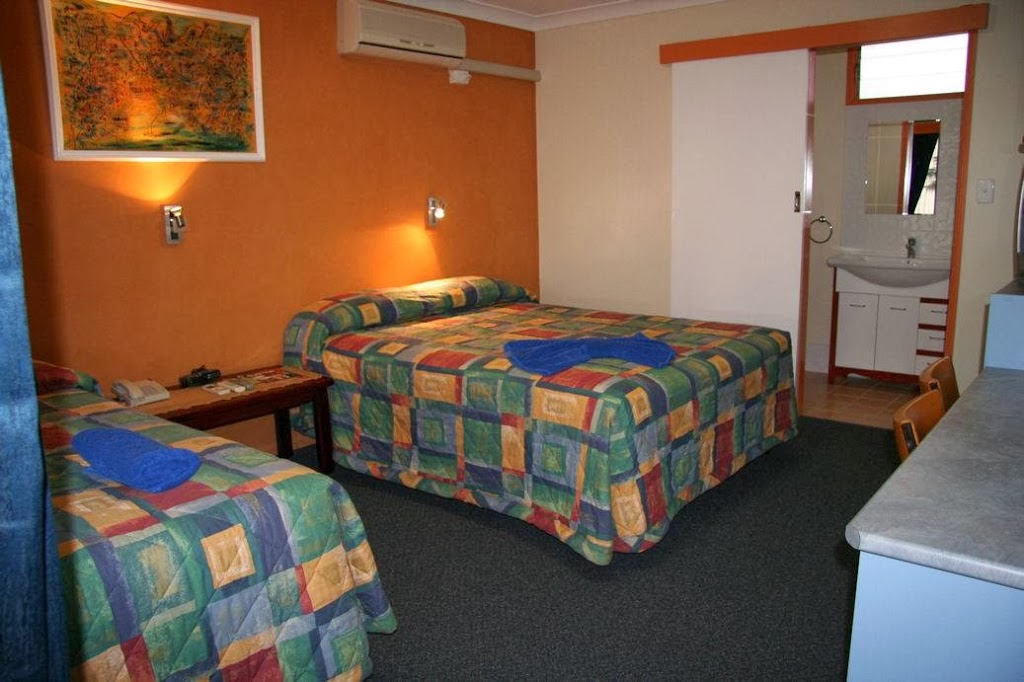 Kingaroy Country Motel | lodging | 38 Knight St, Kingaroy QLD 4610, Australia | 0741621966 OR +61 7 4162 1966