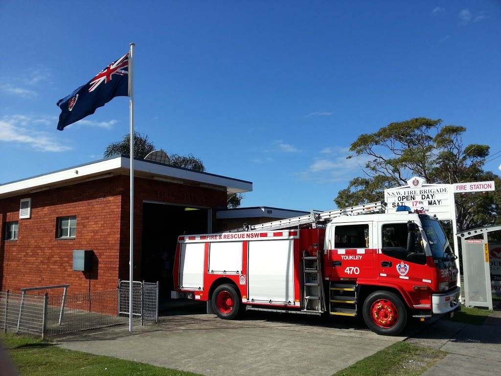 Fire and Rescue NSW Toukley Fire Station | fire station | 302 Main Rd, Toukley NSW 2263, Australia | 0243972037 OR +61 2 4397 2037