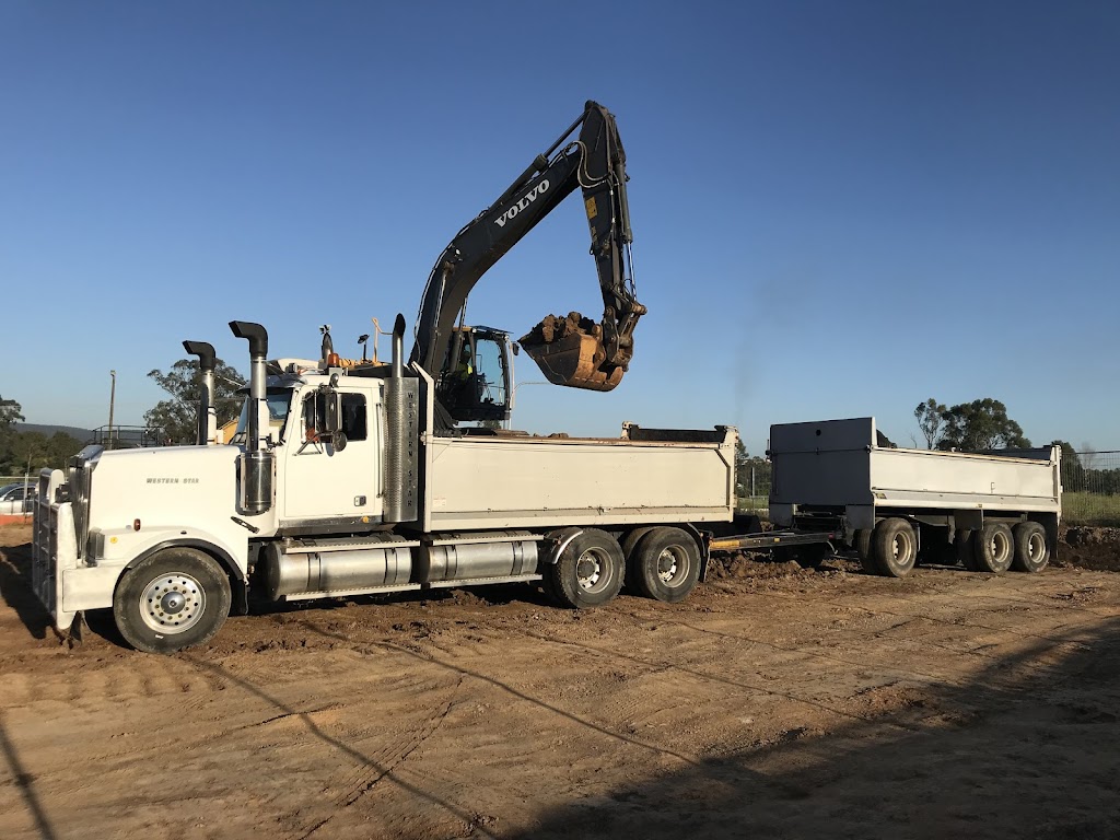 V&C Earthmoving Pty Ltd | 289 Grose Vale Rd, Grose Vale NSW 2753, Australia | Phone: 0409 369 108