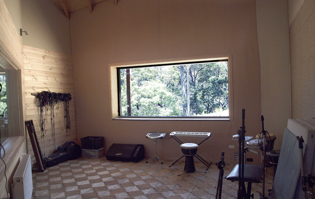Sanctuary Sound Studio |  | 628 Punkalla Tilba Rd, Central Tilba NSW 2546, Australia | 0244737952 OR +61 2 4473 7952