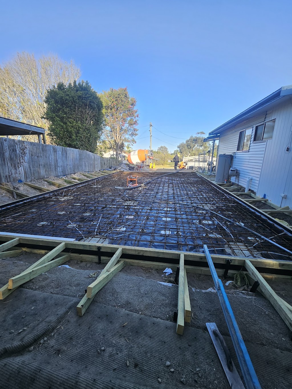 Con-create Contracting - Permeable Concrete Specialist | 2 Malachite Rd, Eagle Vale NSW 2558, Australia | Phone: 0407 580 212
