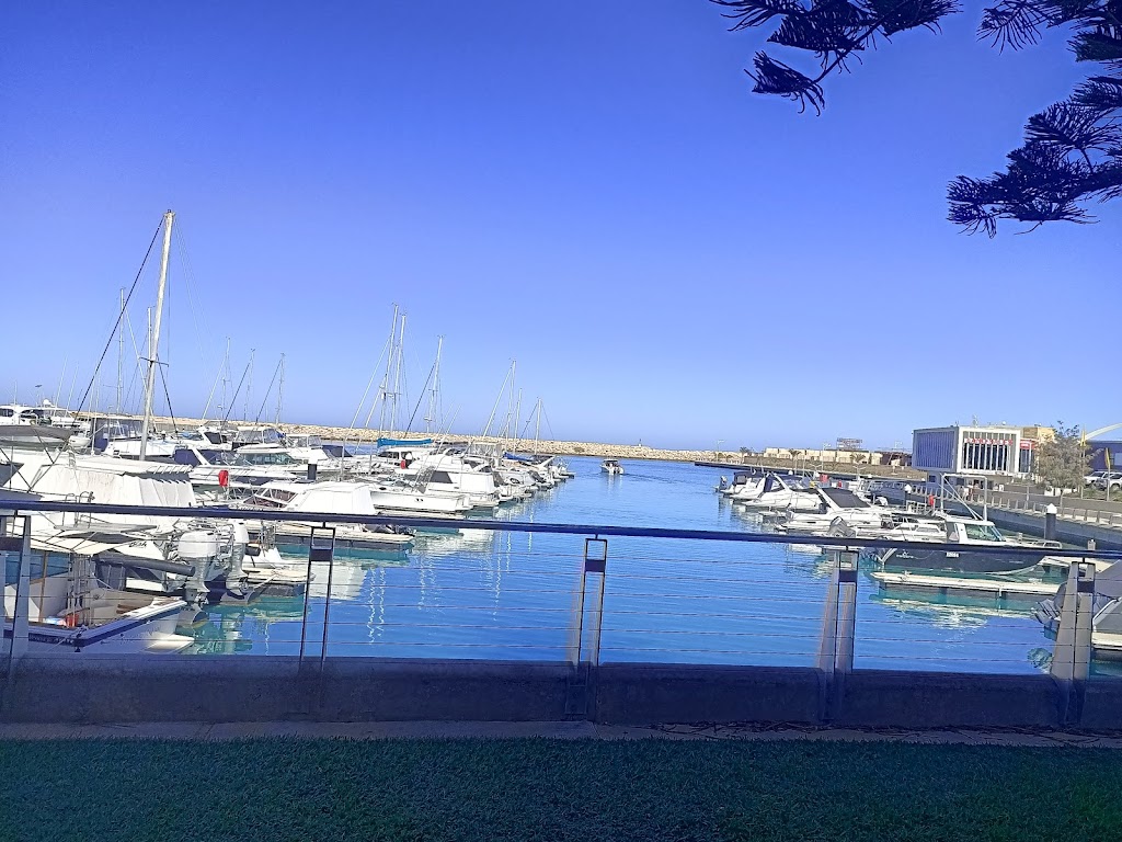Port Coogee Marina | Medina Parade, North Coogee WA 6163, Australia | Phone: (08) 9411 3390
