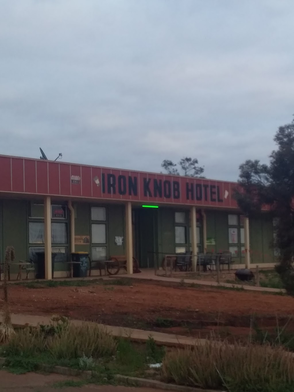 Iron Knob Hotel | lodging | Lewis Terrace, Iron Knob SA 5601, Australia | 0428519196 OR +61 428 519 196