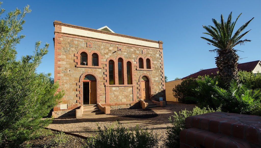 Broken Hill Outback Church Stay | 125/129 Patton St, Broken Hill NSW 2880, Australia | Phone: 0423 765 290