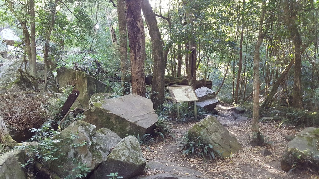 Den of Nargun | tourist attraction | Mitchell River Walking Track, Iguana Creek VIC 3875, Australia | 131963 OR +61 131963