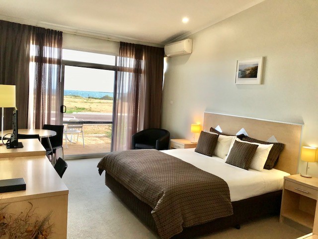 Highway One Motel Ceduna | 35 Eyre Hwy, Ceduna SA 5690, Australia | Phone: (08) 8625 2208