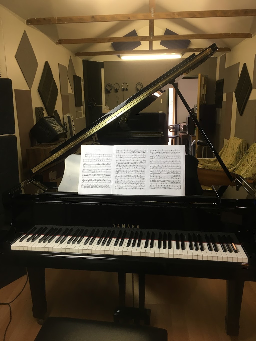 Piano Lessons Beverly Hills | electronics store | 90 Stoney Creek Rd, Beverly Hills NSW 2209, Australia | 0423462804 OR +61 423 462 804