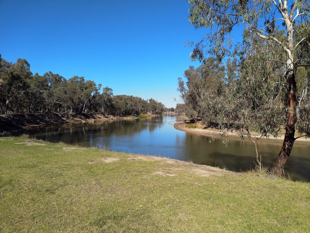 Murray Perch Caravan Park | rv park | 7-11 Murray St, Barmah VIC 3639, Australia | 0358693226 OR +61 3 5869 3226