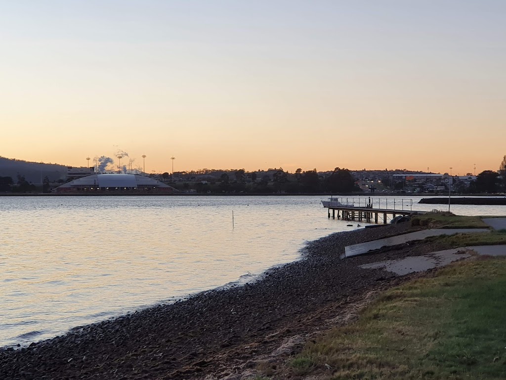 Montrose Bay Yacht Club | Foreshore Rd, Montrose TAS 7010, Australia | Phone: (03) 6272 8016 Montrose Bay Yacht Club | Foreshore Rd, Montrose TAS 7010, Australia | Phone: (03) 6272 8016