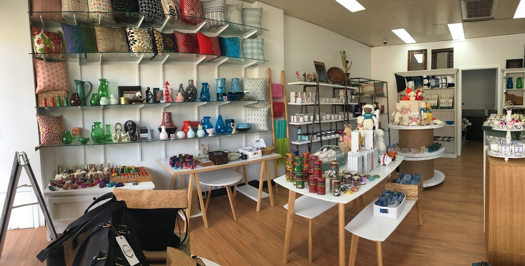 Issara Fair Trade & Ethical Fashion, Gifts, & Home Decor. | 1/279 Lower Heidelberg Rd, Ivanhoe East VIC 3079, Australia | Phone: (03) 9499 1654