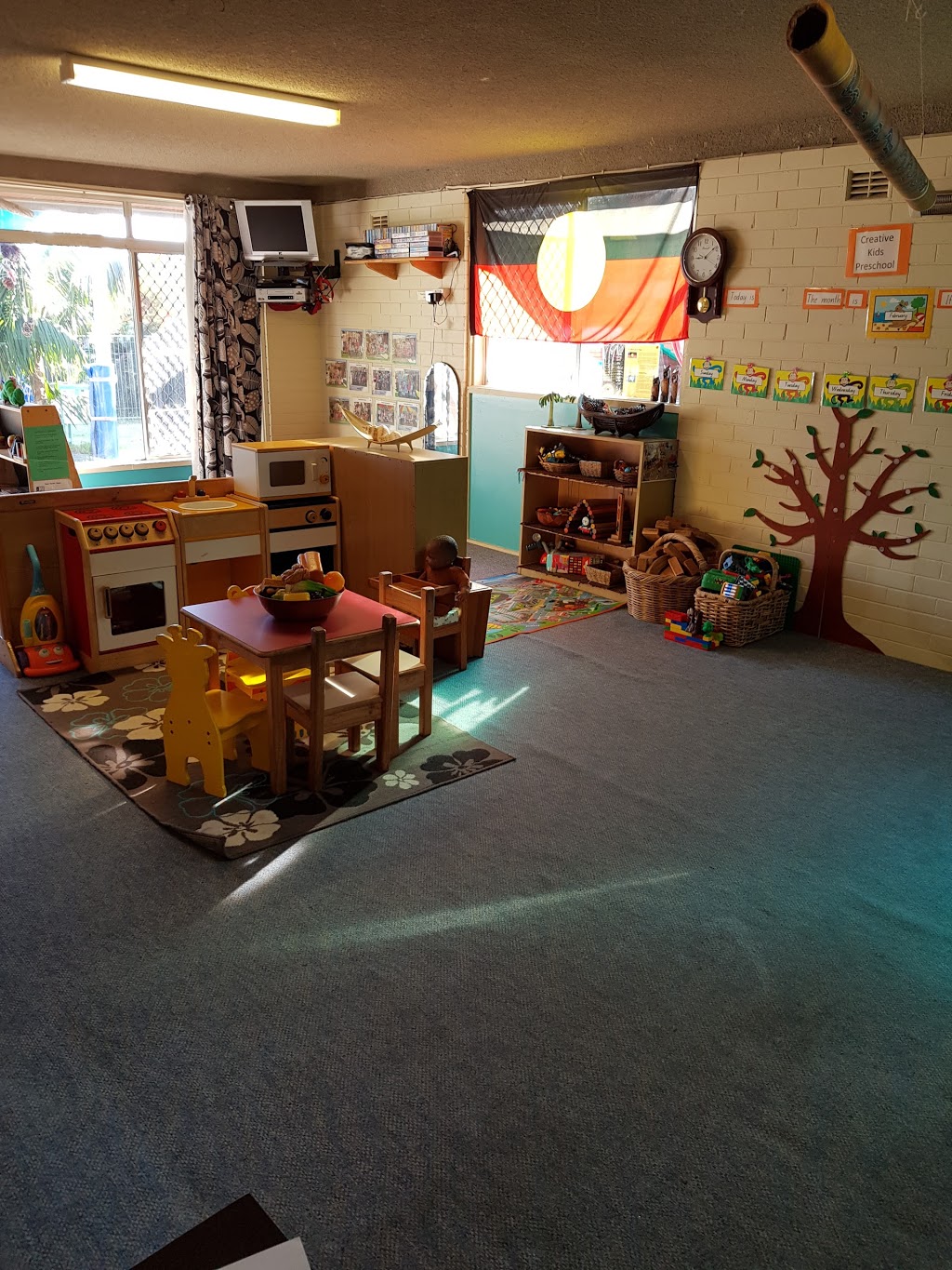 Creative Kids Preschool | school | 19 Williams St, Belmont South NSW 2280, Australia | 0249453122 OR +61 2 4945 3122
