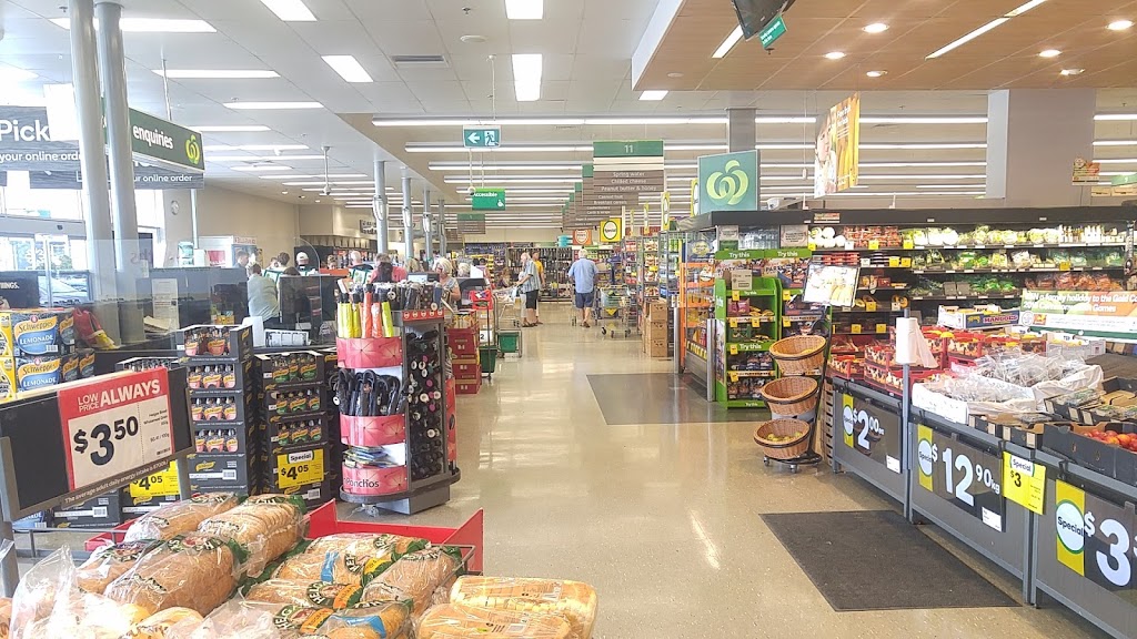 Woolworths Macksville | supermarket | 13 Boundary St, Macksville NSW 2447, Australia | 0265984103 OR +61 2 6598 4103