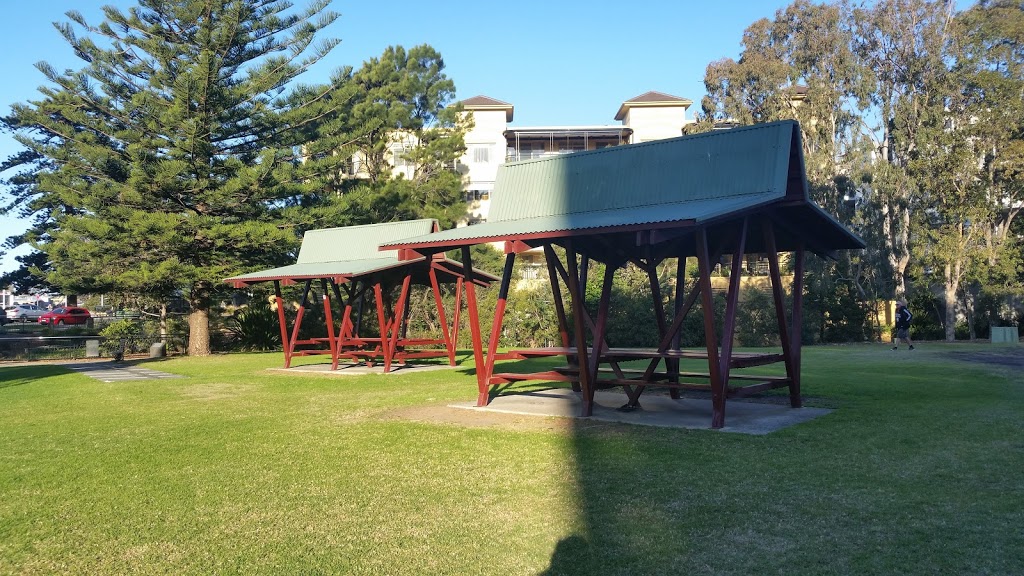 Osborne Park | park | 1 Cliff Rd, Wollongong NSW 2500, Australia