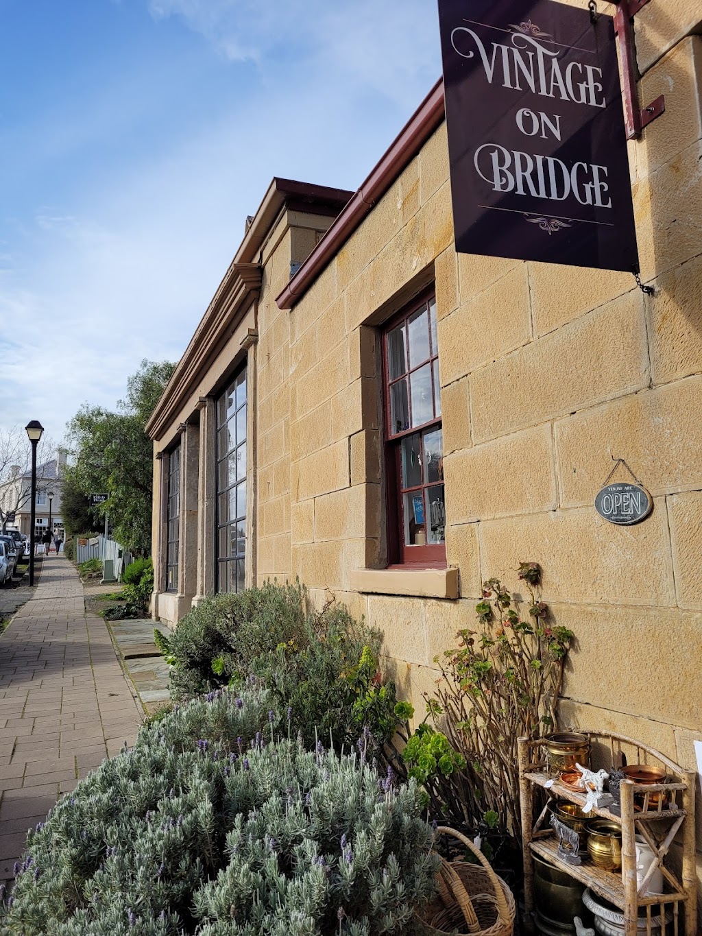 Vintage on Bridge | Bridge St, Richmond TAS 7025, Australia | Phone: 0406 724 107