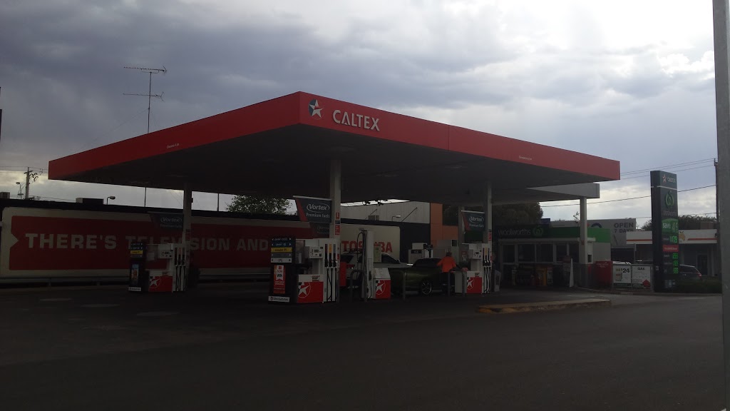 Caltex Woolworths | gas station | 114-116 Lime Ave, Mildura VIC 3500, Australia