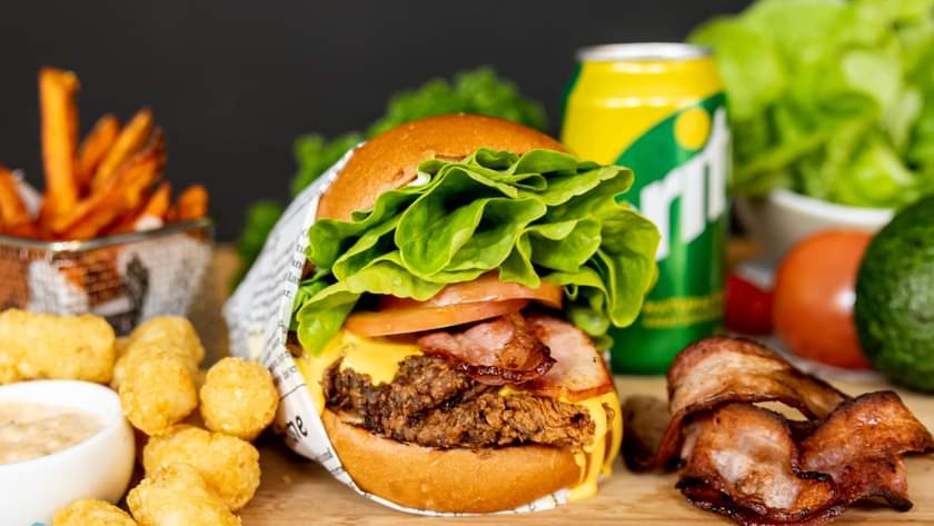 Burger Oclock | 65 Kesters Rd, Para Hills West SA 5096, Australia | Phone: 0420 451 375