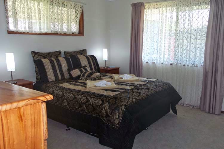 Angies Garden Beachouse | lodging | 7 Bayview Terrace, Pialba QLD 4655, Australia | 0407143763 OR +61 407 143 763