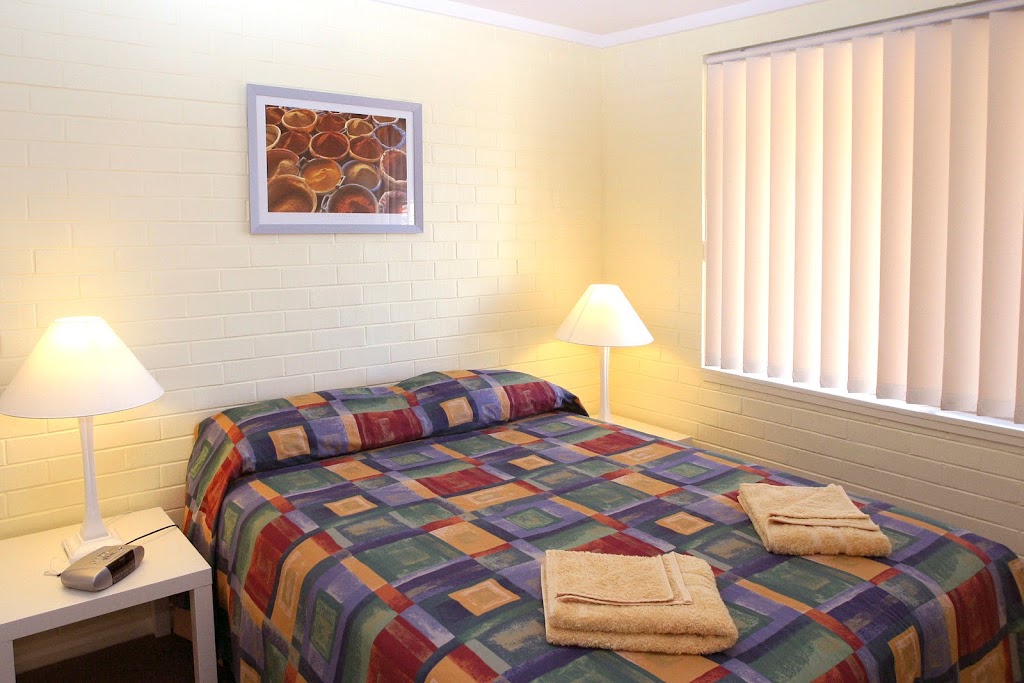 Como Serviced Apartments | lodging | 49 Fitzgerald St, Geraldton WA 6530, Australia | 1300013858 OR +61 1300 013 858