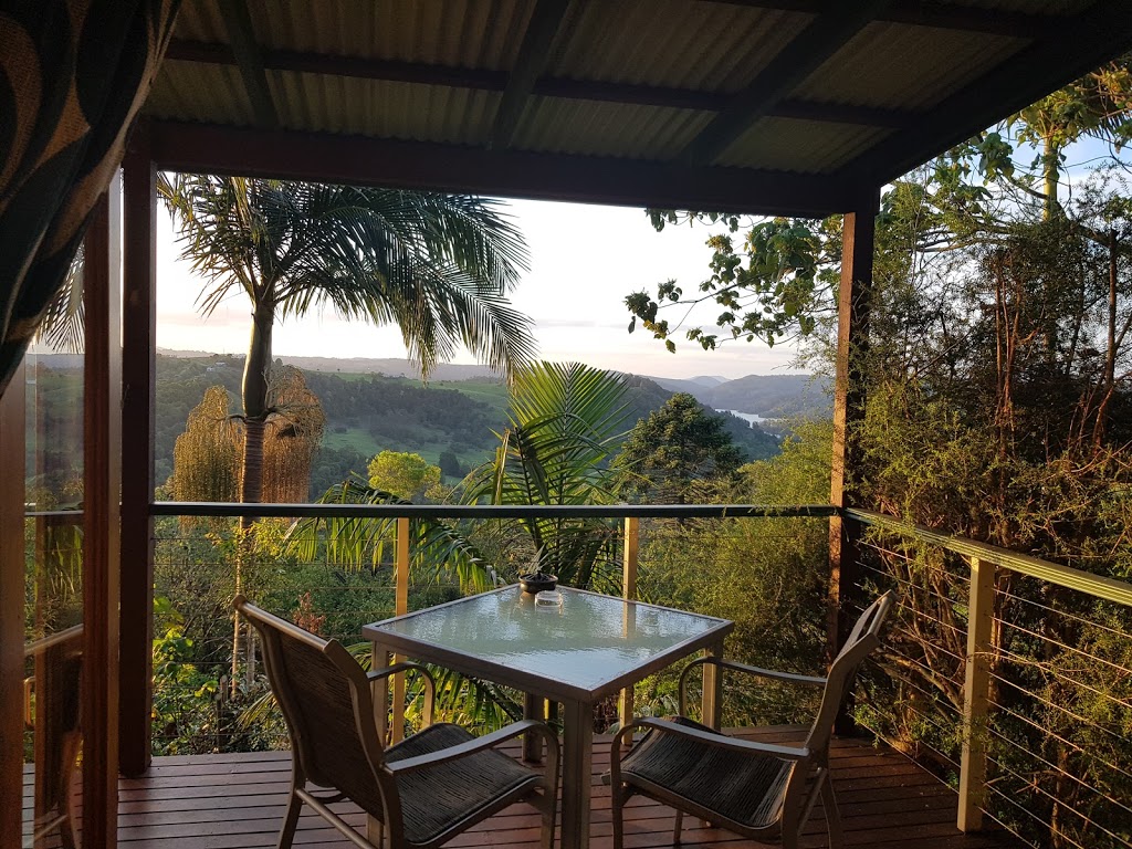 Lillypillys Cottages & Day Spa | 584 Maleny - Montville Rd, Maleny QLD 4552, Australia | Phone: (07) 5494 3002