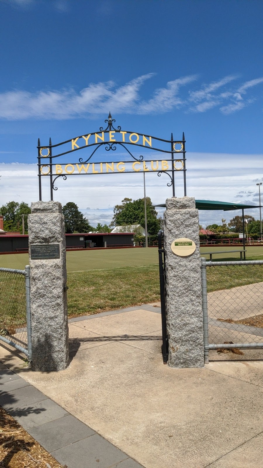 Kyneton Bowling Club |  | 61-79 Mollison St, Kyneton VIC 3444, Australia | 0354221902 OR +61 3 5422 1902
