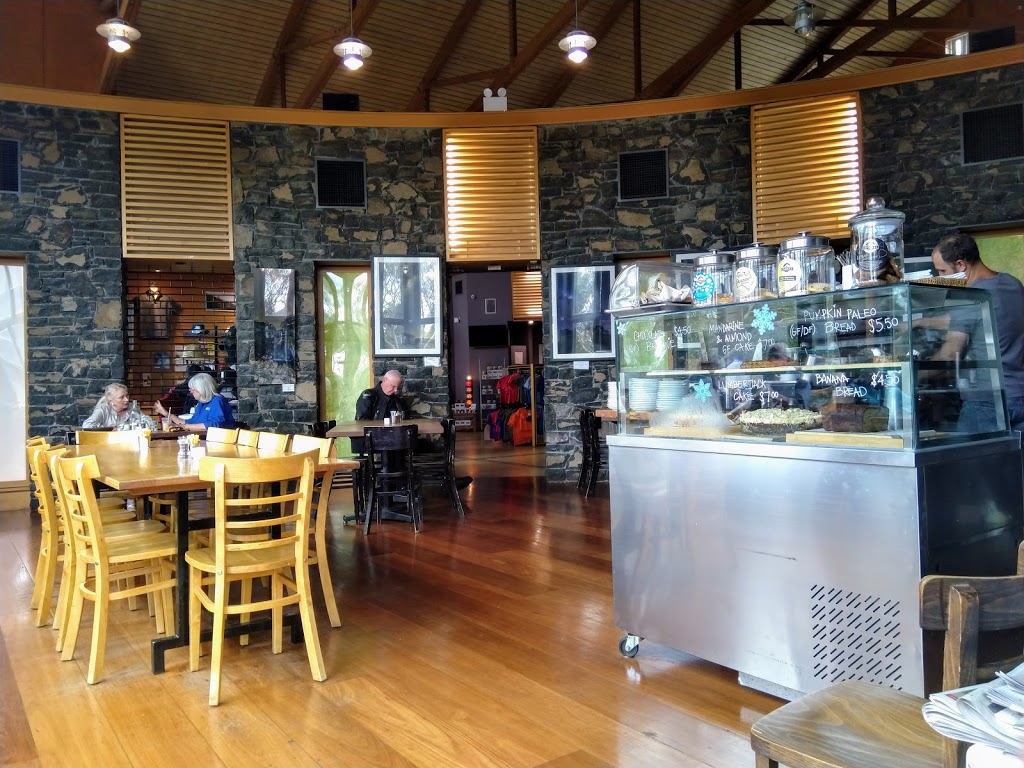 Banjo Paterson Inn | 1 Kosciuszko Rd, Jindabyne NSW 2627, Australia | Phone: (02) 6456 2372