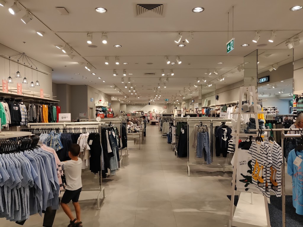 H&M | clothing store | 1 Bay St, Ultimo NSW 2007, Australia | 1800828002 OR +61 1800 828 002