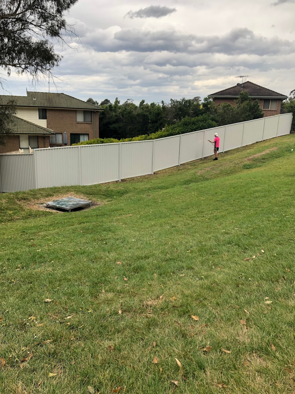 Iconic Fencing & Gates | Bonnyrigg Heights NSW 2177, Australia | Phone: 0437 989 626