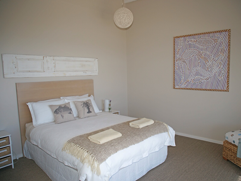 Belle Vue Beach House | 96 Main Rd, Binalong Bay TAS 7216, Australia | Phone: 0407 800 799