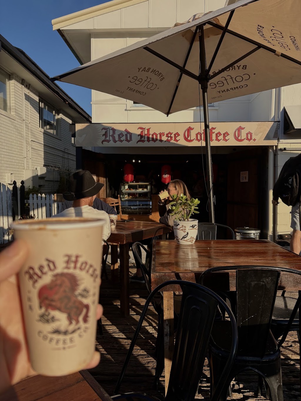 Red horse coffee co. | 10 Henchman Ave, Miami QLD 4220, Australia | Phone: 0419 956 449