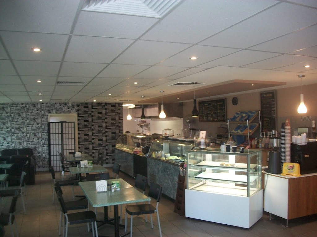 La Caprio Cafe & Takeaway | 8a/58 Mahoneys Rd, Thomastown VIC 3074, Australia | Phone: (03) 9462 5309