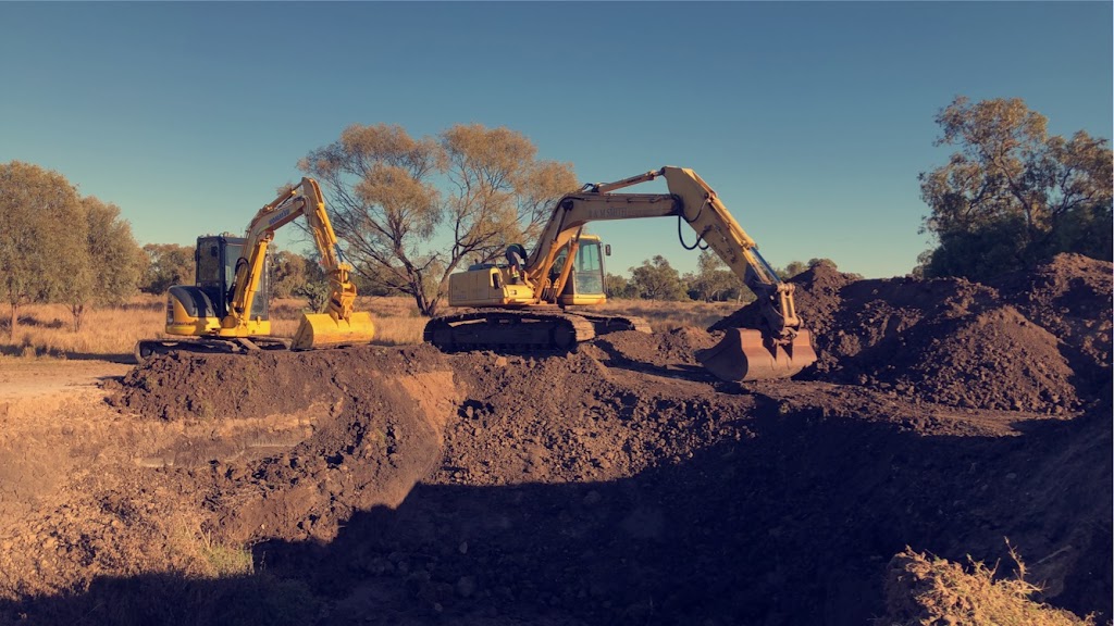 PA Excavations & Hire | 92 Riddle St, Goondiwindi QLD 4390, Australia | Phone: 0422 023 817