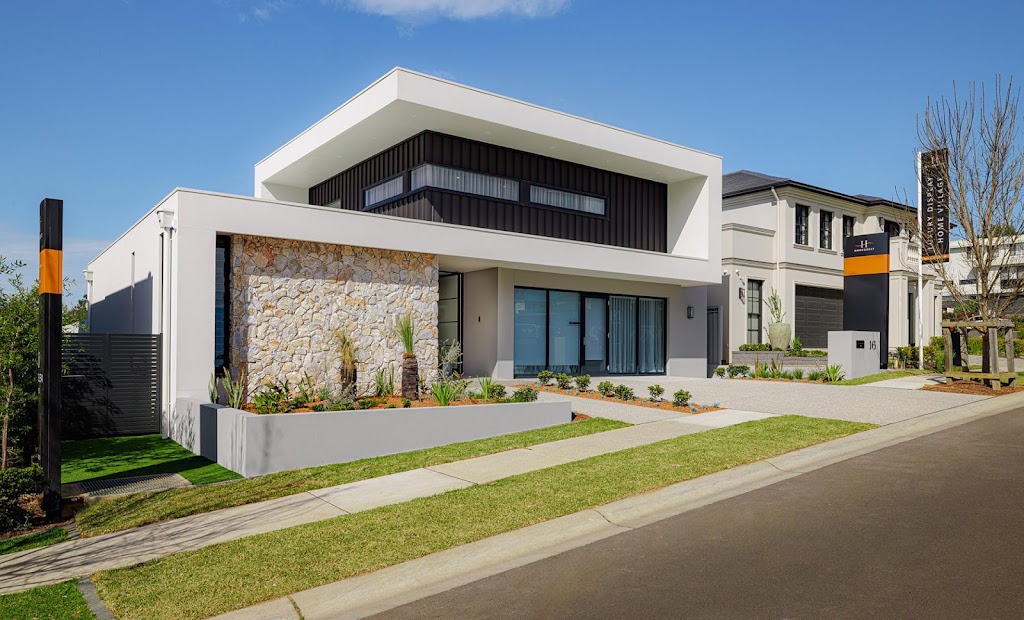Bespoke Custom Homes | 16 Ernesta Pl, Bella Vista NSW 2153, Australia | Phone: (02) 9432 2881