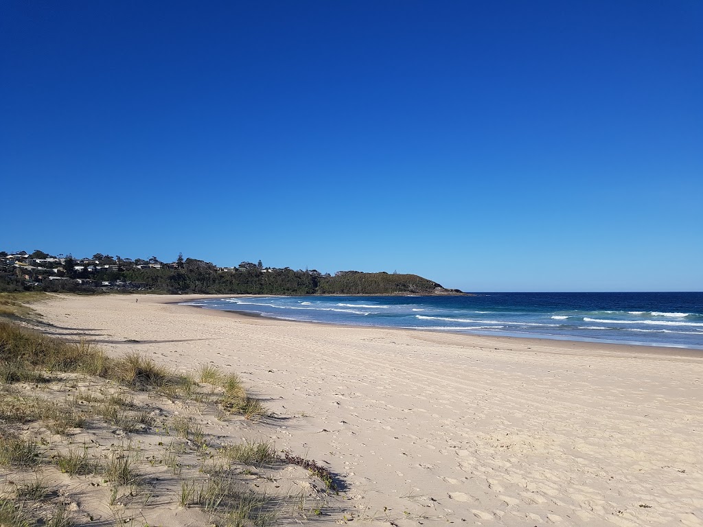 Mollymook Holiday Houses | 68 Mitchell Parade, Mollymook Beach NSW 2539, Australia | Phone: 0421 911 508