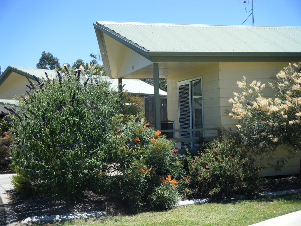 PepperTree Cabins Kingaroy | lodging | 7 Evelyn St, Kingaroy QLD 4610, Australia | 0741628008 OR +61 7 4162 8008