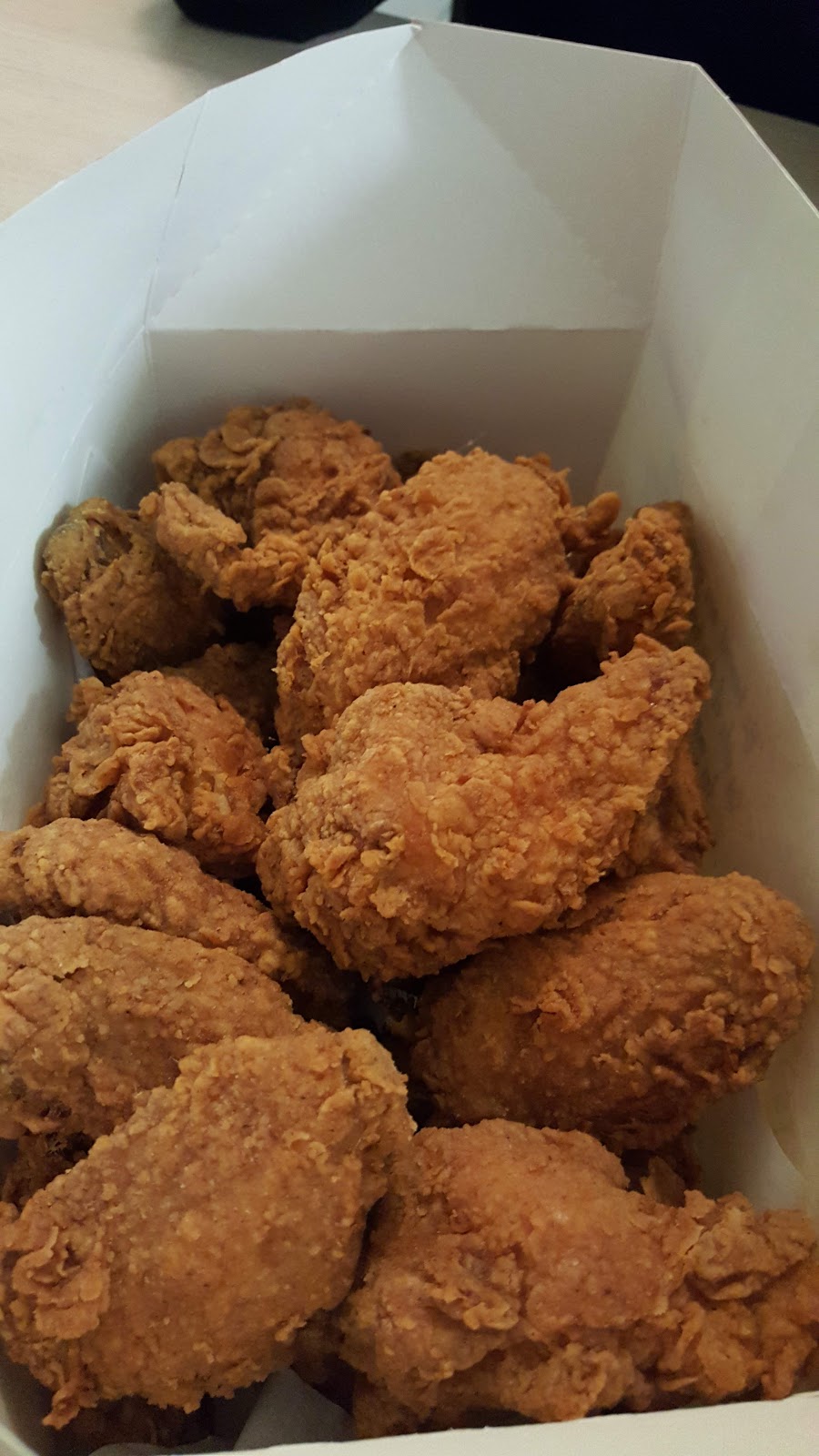 KFC Sunnybank | meal takeaway | 31 Mains Rd, Sunnybank QLD 4109, Australia | 0733442682 OR +61 7 3344 2682