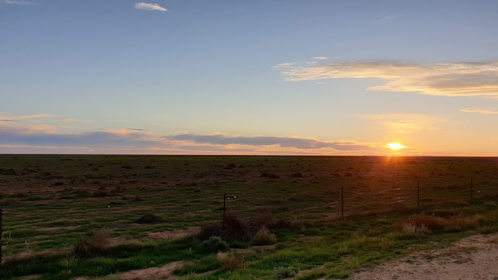 Sunset Viewing Area | lodging | B75, Hay NSW 2711, Australia