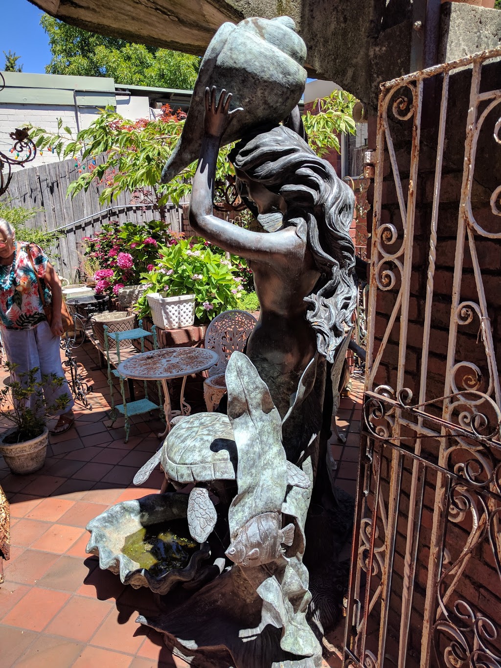 Grand Antiques House & Garden | 85 High St, Woodend VIC 3442, Australia | Phone: (03) 5427 4502