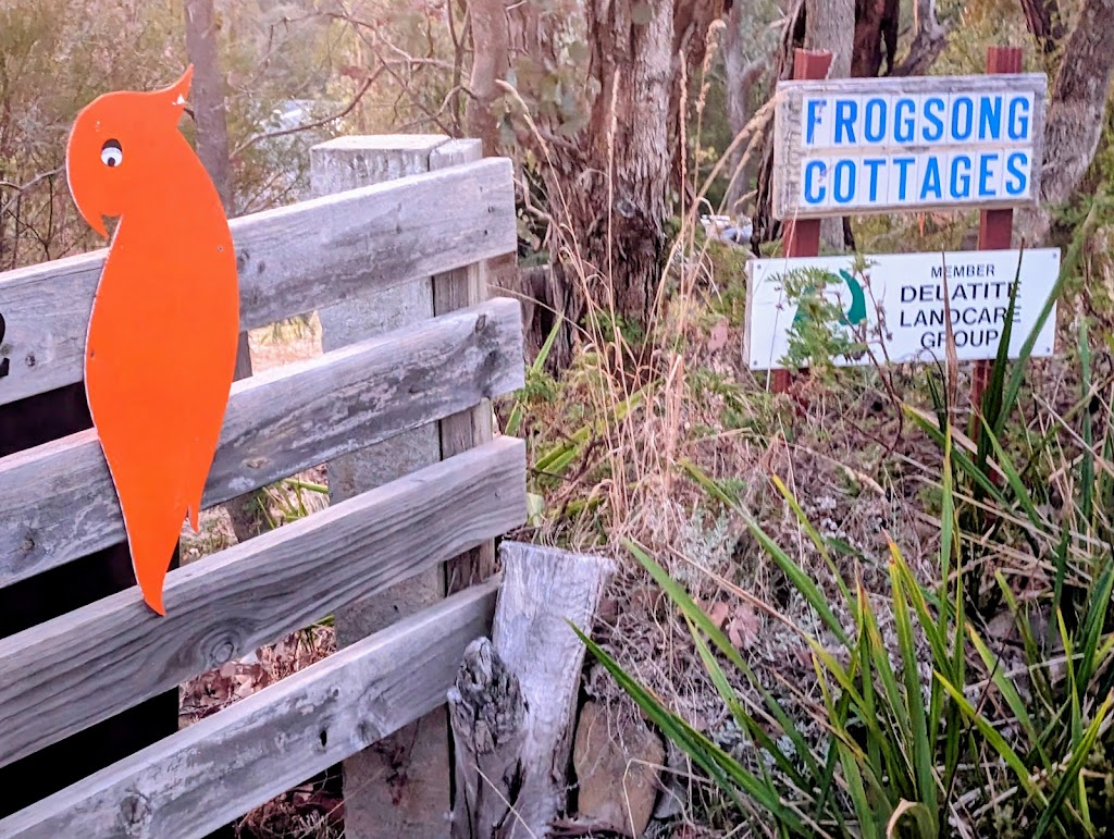 Frogsong Cottages | 12 Goughs Point Ridge, Mountain Bay VIC 3723, Australia | Phone: 0437 507 040