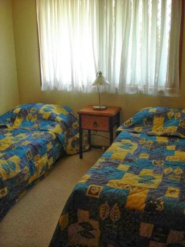 Aunty Mels Dog Friendly Holiday Cottage | 107 Yamba Rd, Yamba NSW 2464, Australia