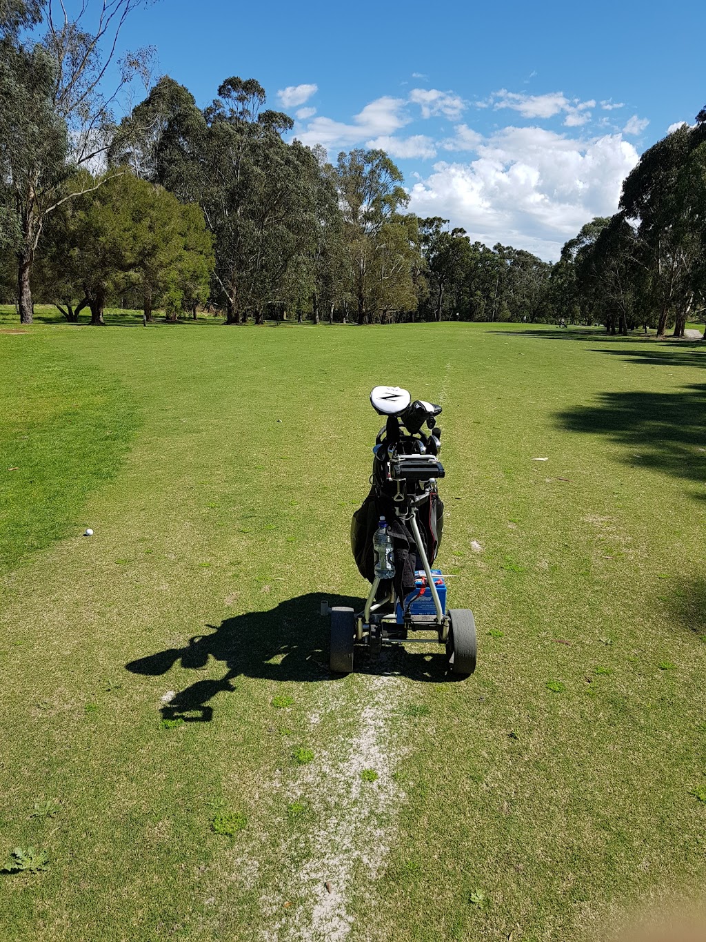 Berwick Montuna Golf Club | 335 Beaconsfield-Emerald Rd, Guys Hill VIC 3807, Australia | Phone: (03) 9707 1887