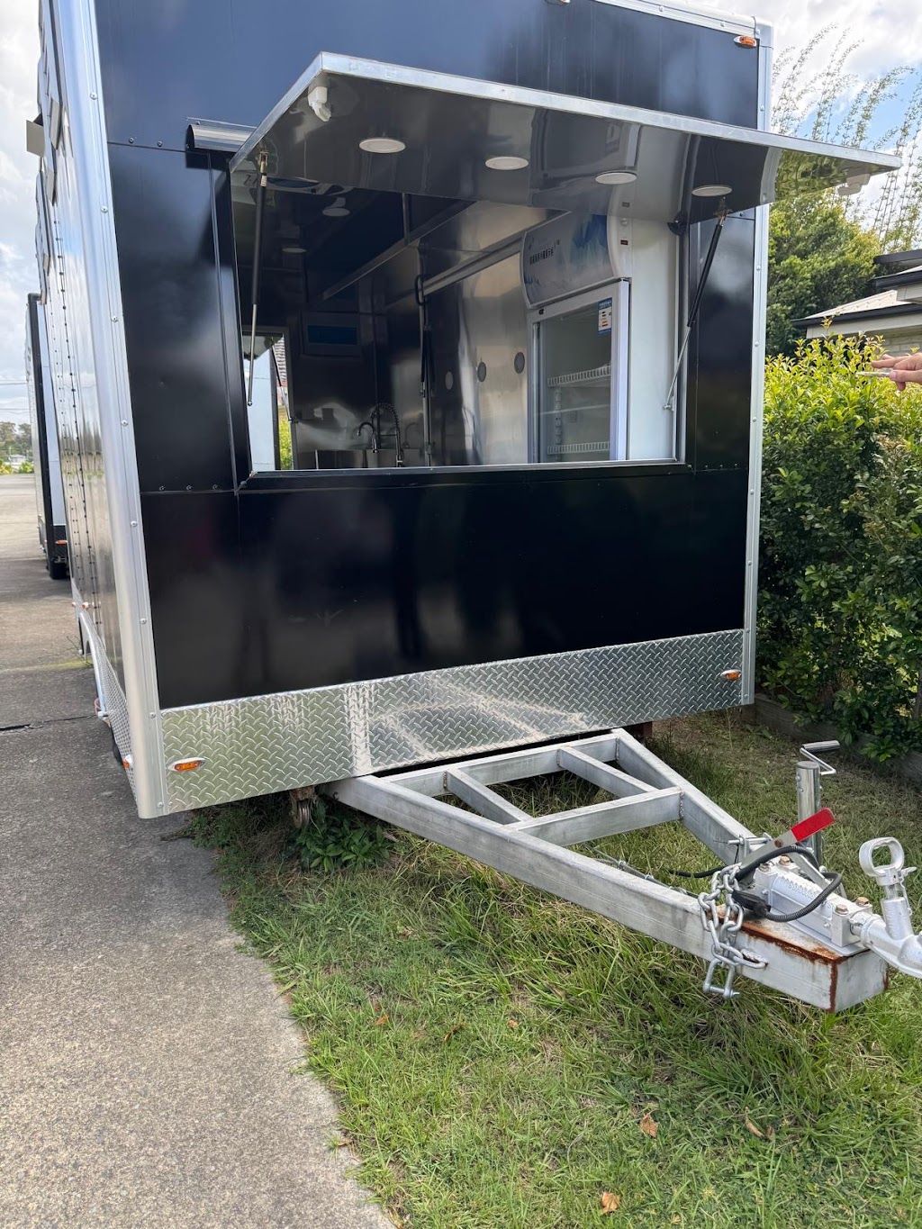 Dynamic Wraps | Unit 5/17 Kenworth Pl, Brendale QLD 4500, Australia | Phone: 0416 051 027