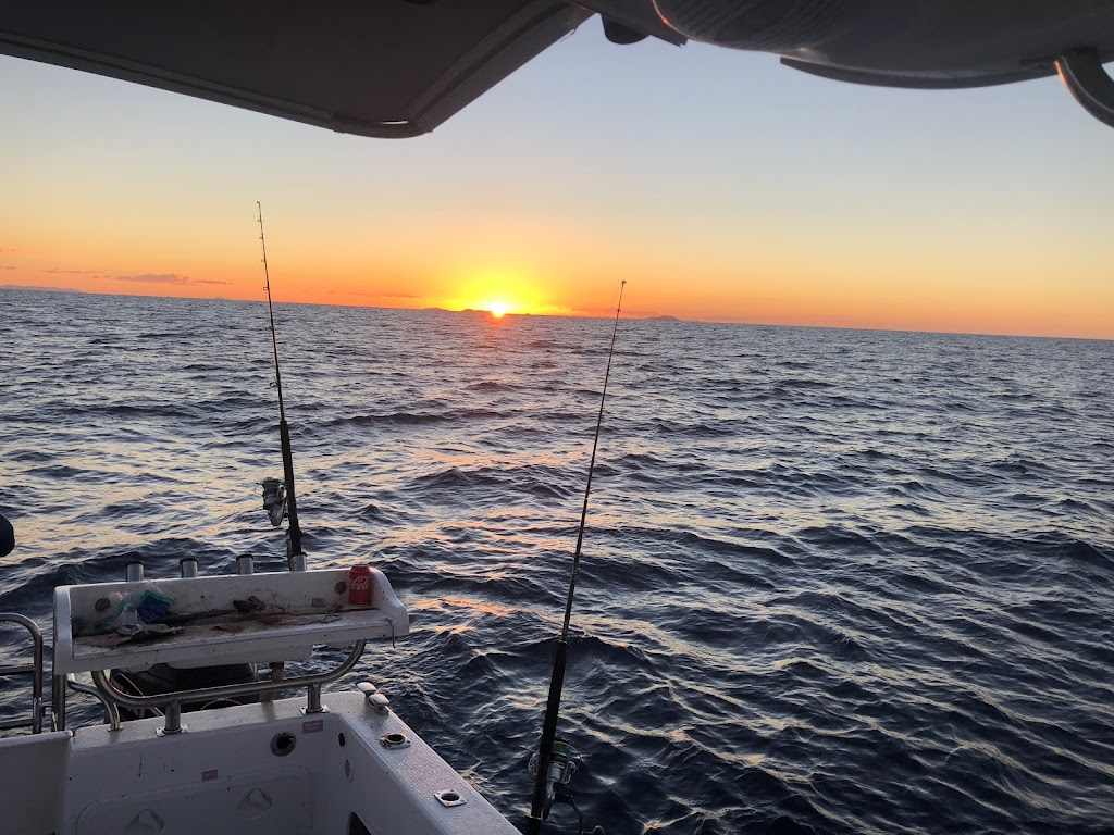 Double Threat Charters Yeppoon | 1 Waterline Way, Rosslyn QLD 4703, Australia | Phone: 0447 210 099