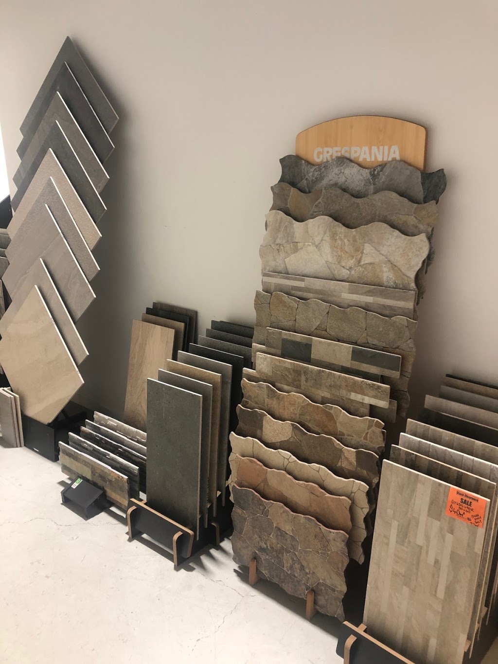 Harbour City Tiles & Carpets | home goods store | 97 Hanson Rd, Gladstone Central QLD 4680, Australia | 0749726188 OR +61 7 4972 6188