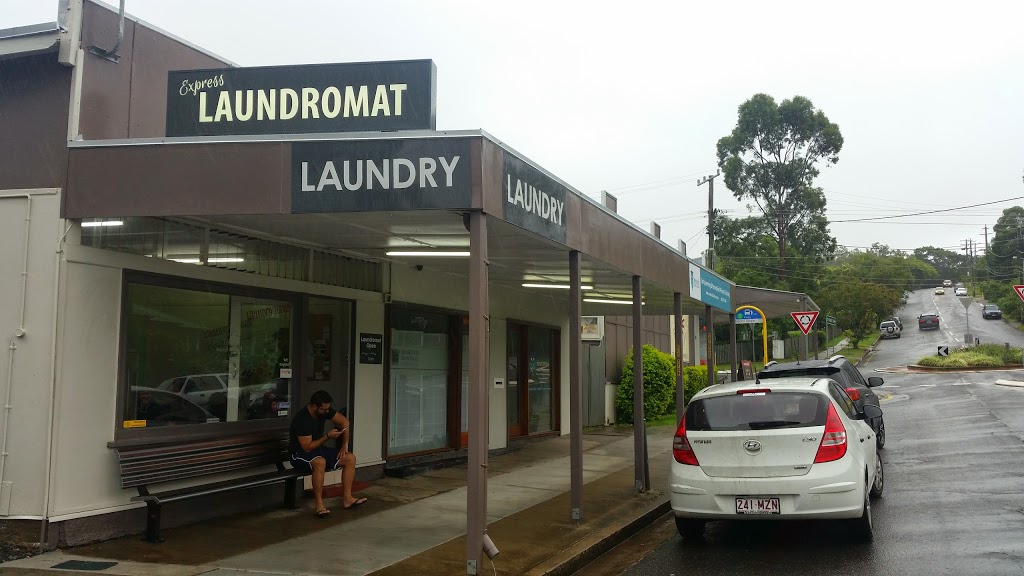 Indooroopilly Laundromat | 26 Hillsdon Rd, Taringa QLD 4068, Australia | Phone: 0438 156 195