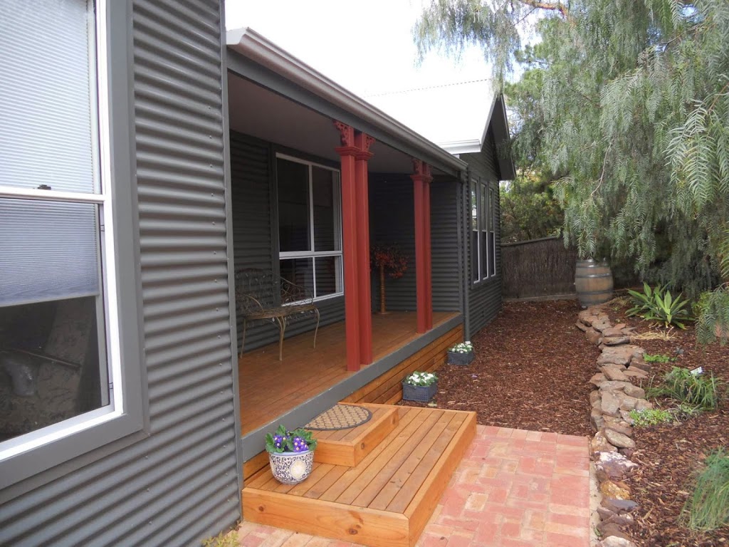 Rosebank Cottage | lodging | 12 Reeves St, McLaren Vale SA 5171, Australia | 0883238890 OR +61 8 8323 8890